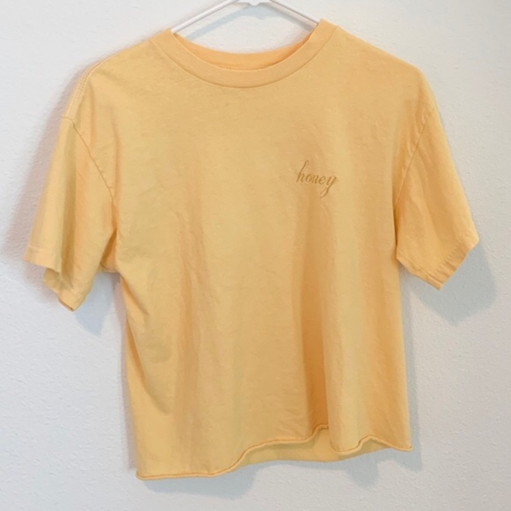 Brandy Melville Honey Shirt 🍯💛